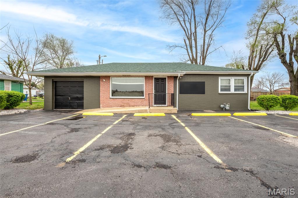 Cedar View Sub - Commercial Sale