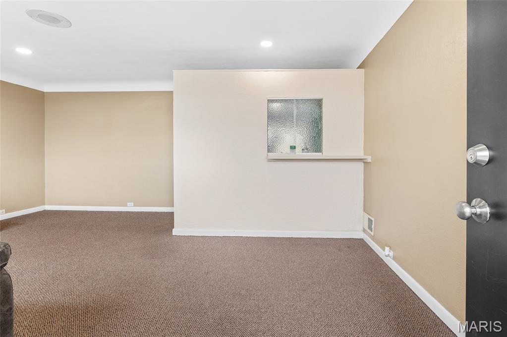 Cedar View Sub - Commercial Sale