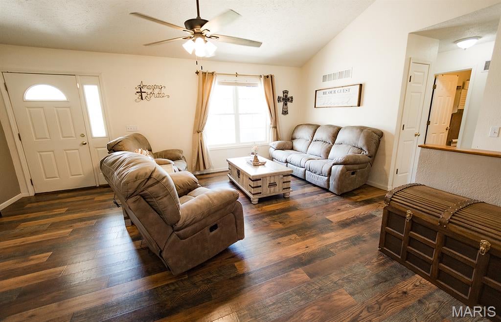 Westwood Dr - Residential