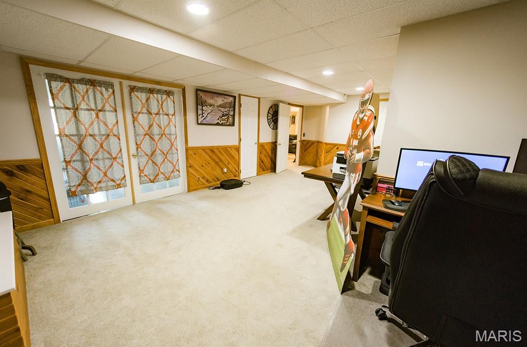 Westwood Dr - Residential