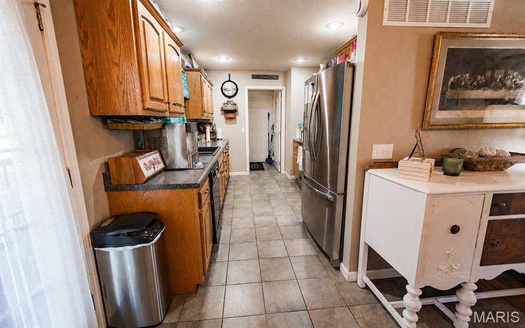 Westwood Dr - Residential