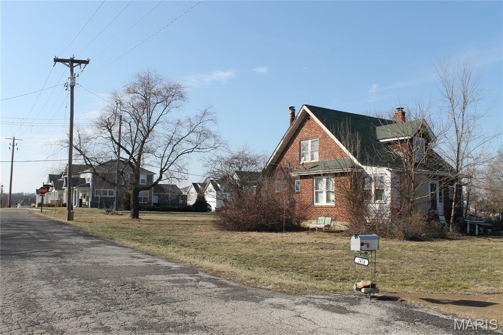 Sec 01 Township 44 Range 3 Pt Of - Residential