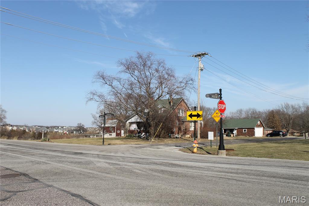 Sec 01 Township 44 Range 3 Pt Of - Residential