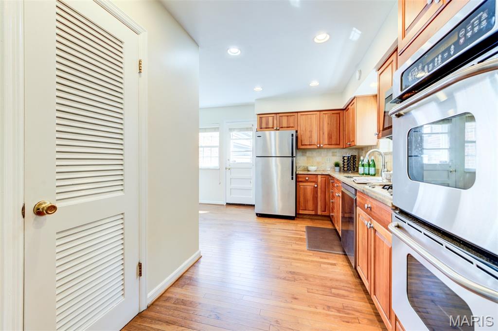 Davis Place - Residential
