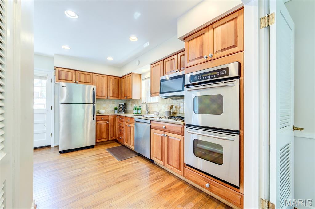 Davis Place - Residential