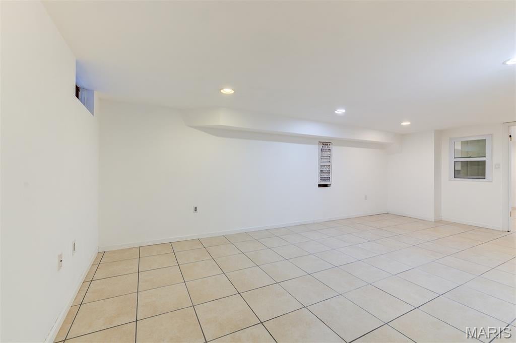 Davis Place - Residential