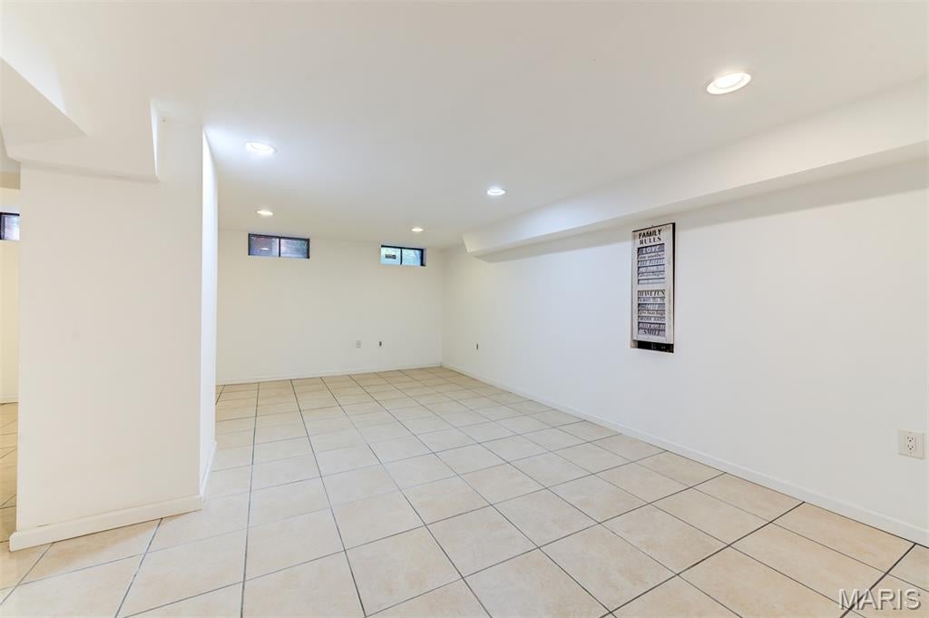 Davis Place - Residential