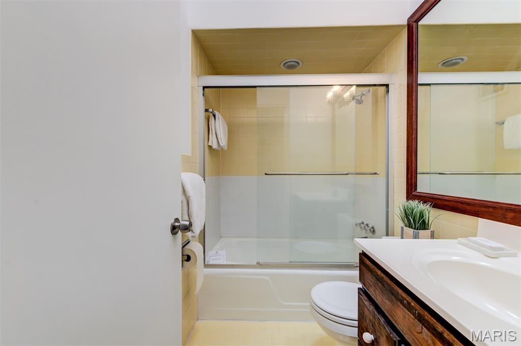 Davis Place - Residential