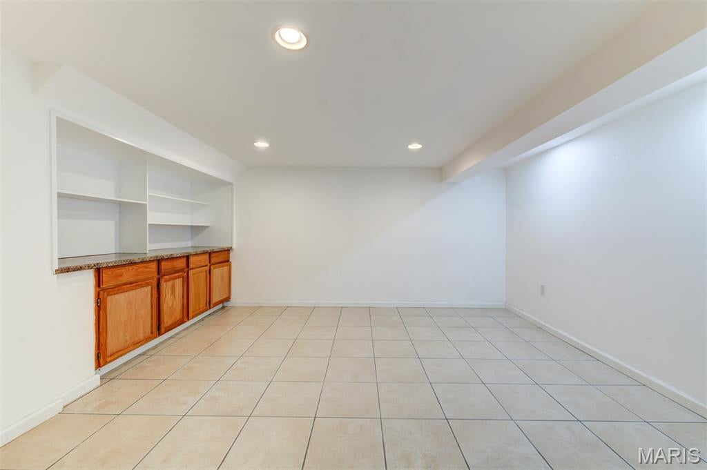 Davis Place - Residential