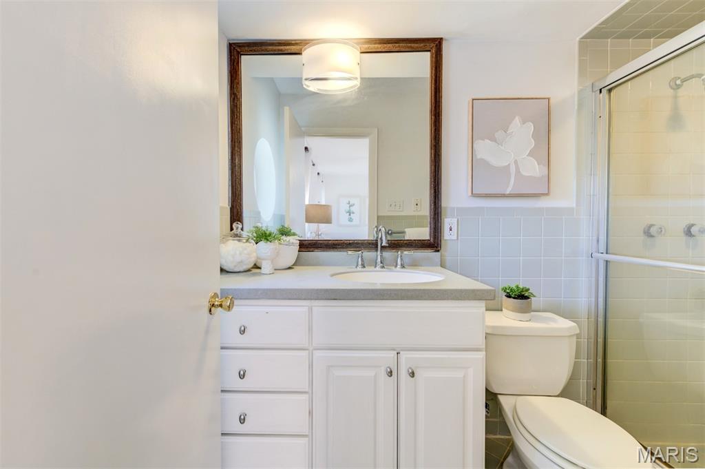 Davis Place - Residential