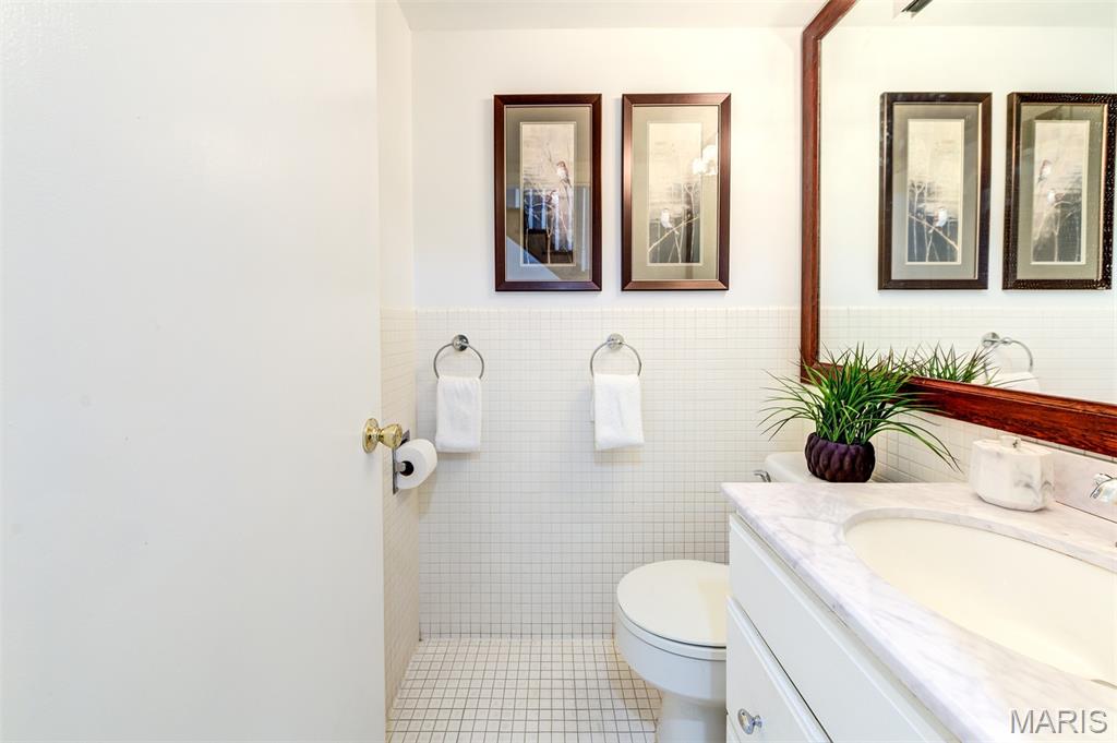Davis Place - Residential