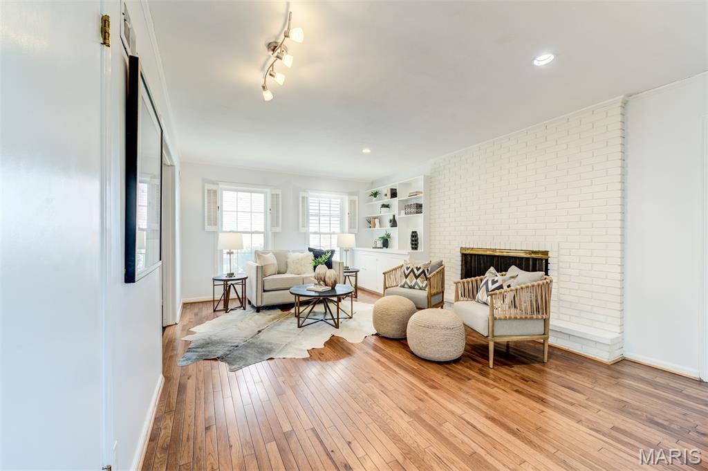 Davis Place - Residential