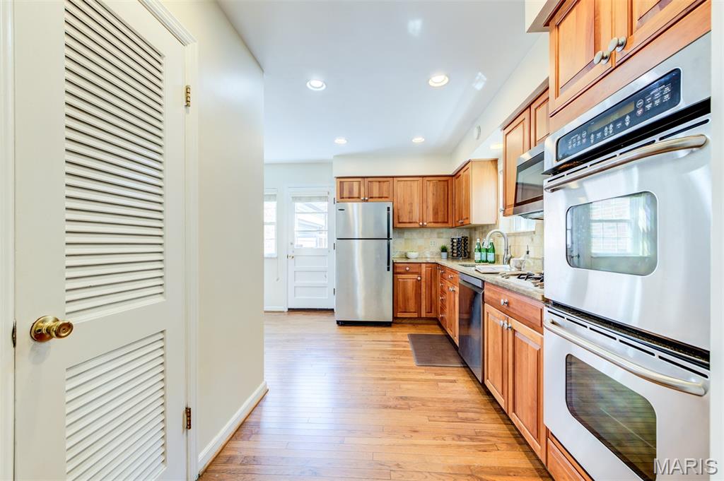 Davis Place - Residential