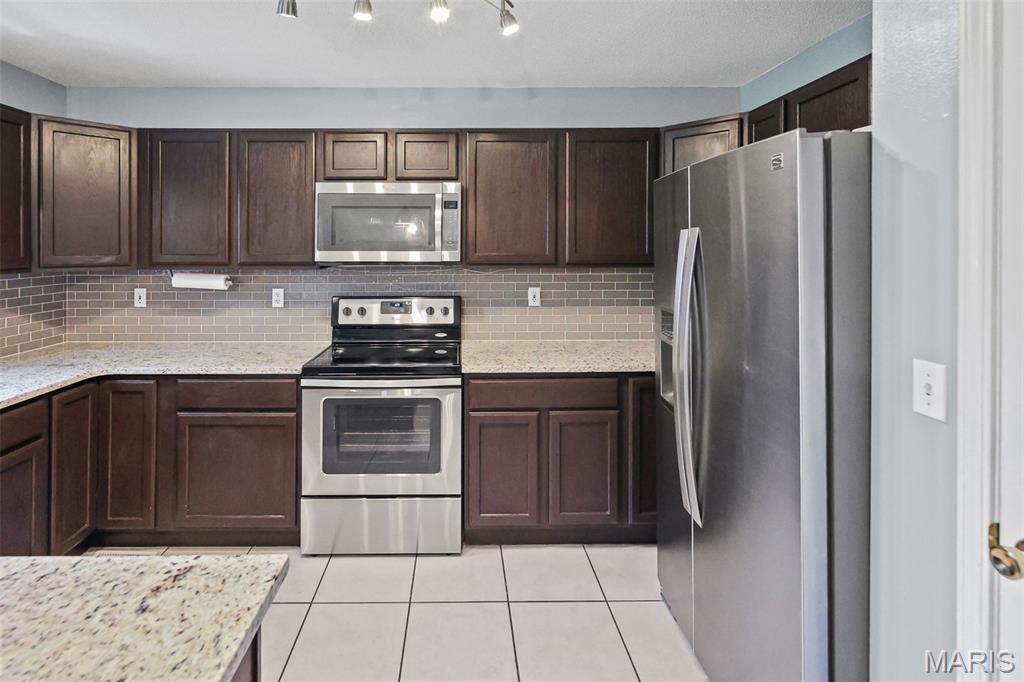 Bayhill Village Ph 2 Sub - Residential