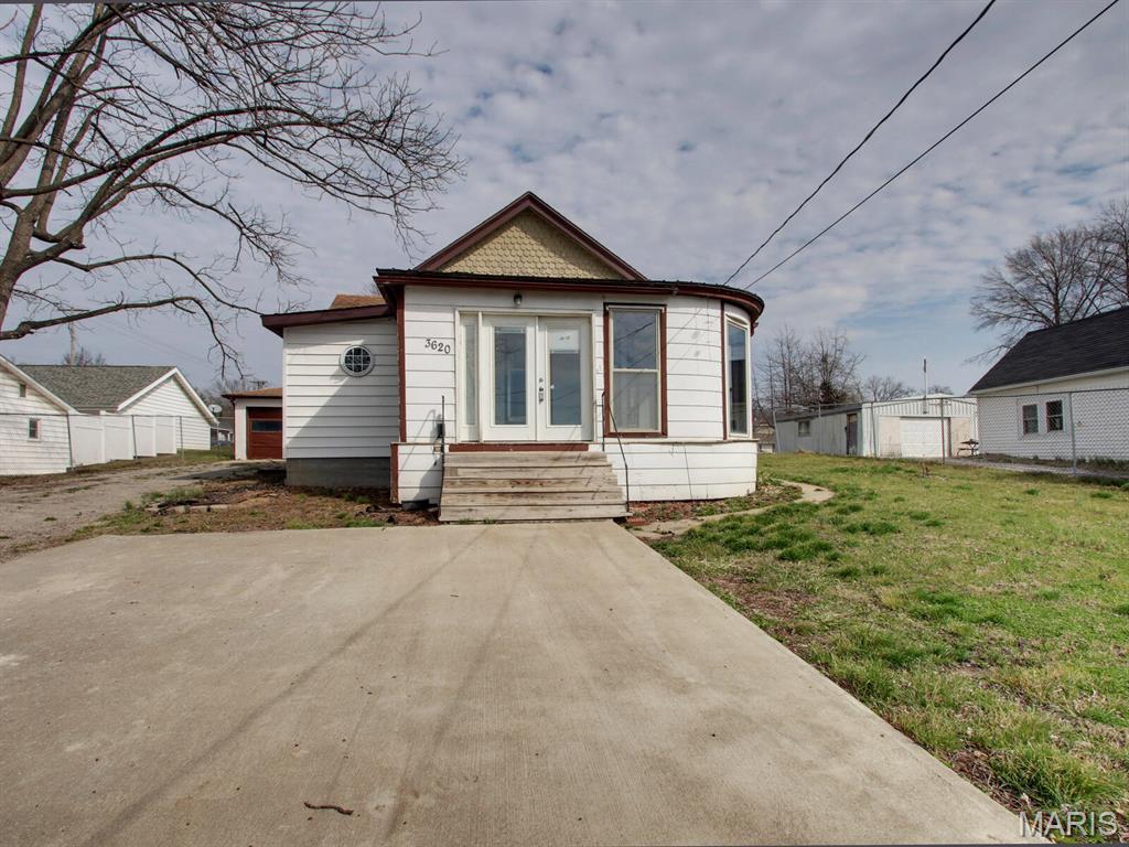 Holmes - Residential