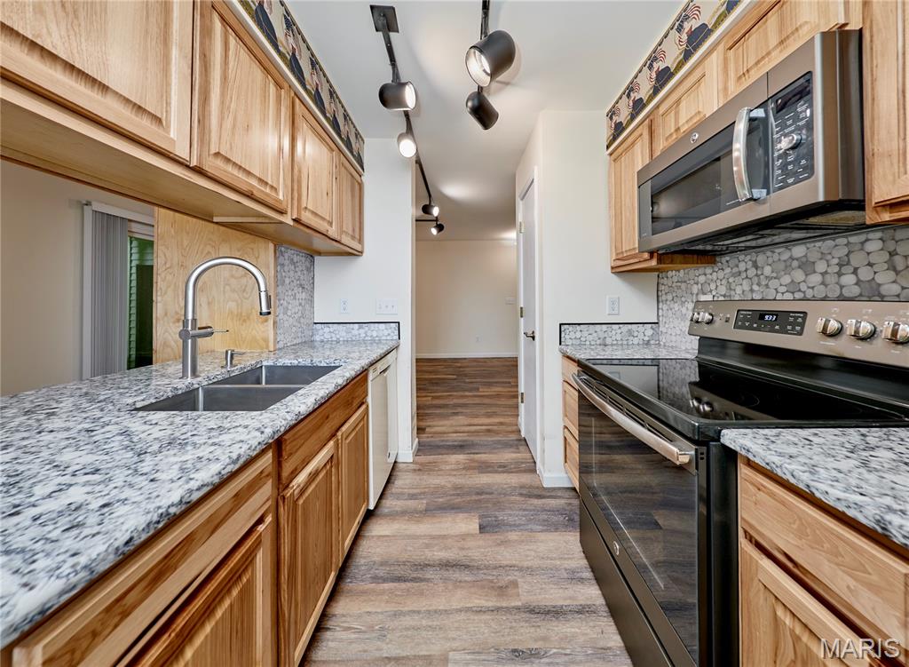 Stone Ridge Estate Condos Bldg 12&14-16 - Residential