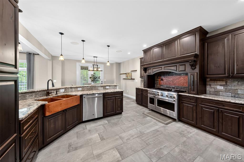 Crown Pointe Farms - Residential
