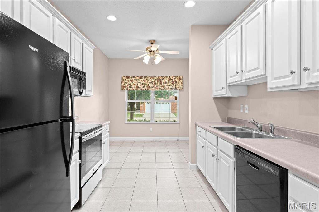Cambridge Condos Ph 06 - Residential Lease