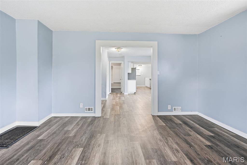 Ferguson Home Acres - Residential