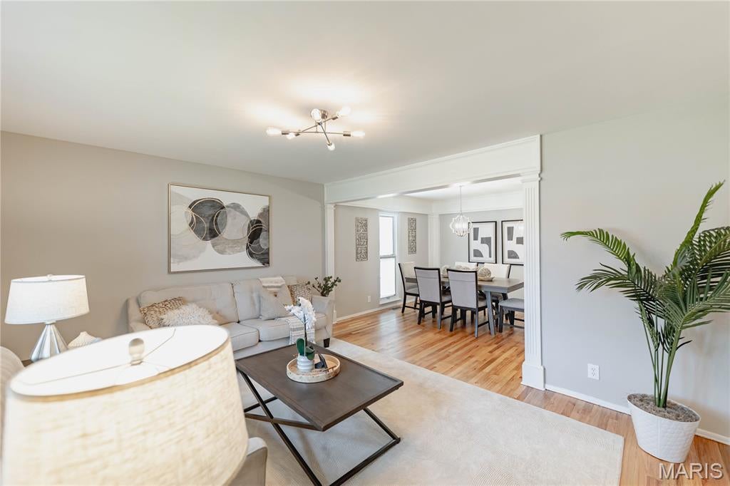 Mayer Wedgwood Green Pheasant Run - Residential