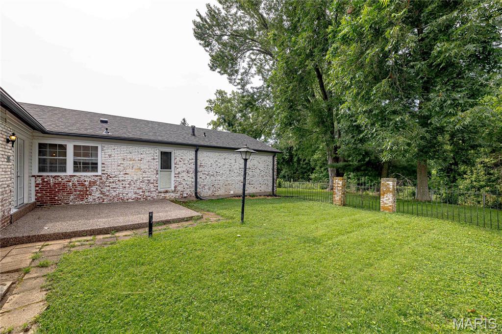 Mayer Wedgwood Green Pheasant Run - Residential