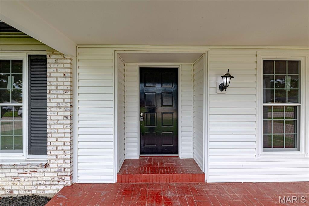 Mayer Wedgwood Green Pheasant Run - Residential