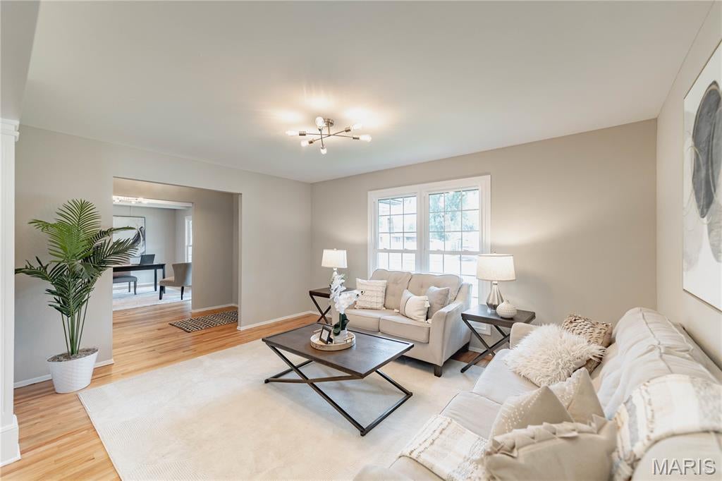 Mayer Wedgwood Green Pheasant Run - Residential