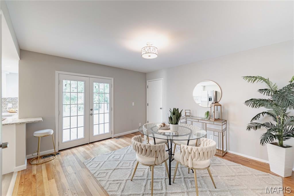 Mayer Wedgwood Green Pheasant Run - Residential