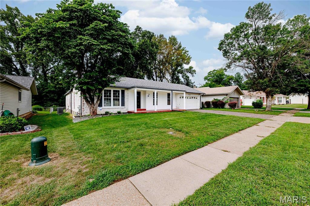 Mayer Wedgwood Green Pheasant Run - Residential
