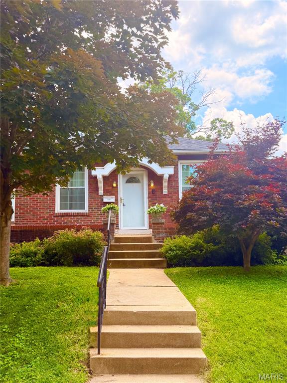 Welcome home to this beautifully maintained brick bungalow in the heart of South St. Louis's beloved Lindenwood Park neighborhood.  Freshly painted throughout and with a new roof, this move-in ready 2-bedroom, 1-bathroom home offers 1,118 square feet of comfortable living space with classic South City character.  Home features including spacious living and dining areas with plenty of natural light, two comfortable bedrooms, an updated kitchen, a beautiful sunroom off the master bedroom (excellent for a home office), large unfinished basement, private back deck surrounded by beautiful landscaping and a privacy fence (perfect for morning coffee or evening relaxing), a large front porch, a shed in the back for extra storage, and easy access to Francis Park, lots of local dining, and other South City favorites.  With easy access to highways, this beautiful home is in a prime location and is a short commute to Washington University, Saint Louis University, Downtown St. Louis, Clayton, and more. Available July 1, 2026.

Pets: Cats are permitted. No dogs. Additional $300 non-refundable annual pet fee.

Smoking: No smoking of any kind.  All applicants much meet income, credit, and background requirements.
