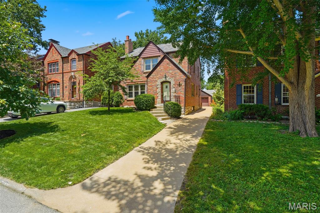 West University 3 - Residential