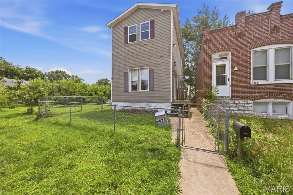 Blow Ewings Carondelet Add - Residential