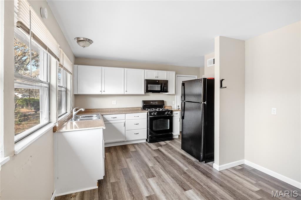 Hathaway Manor 21 - Residential