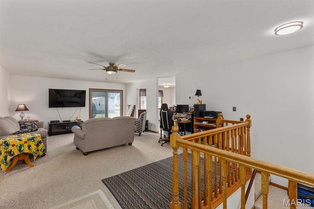 Lillian Walls Add - Residential