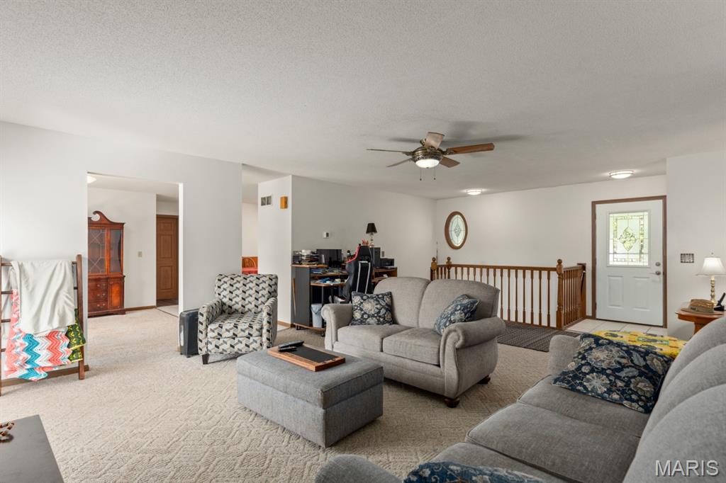 Lillian Walls Add - Residential