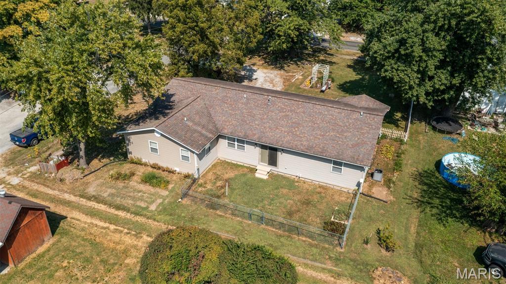 Lillian Walls Add - Residential