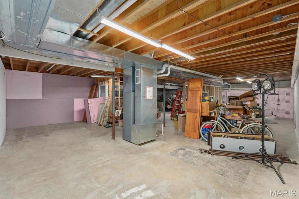 Lillian Walls Add - Residential
