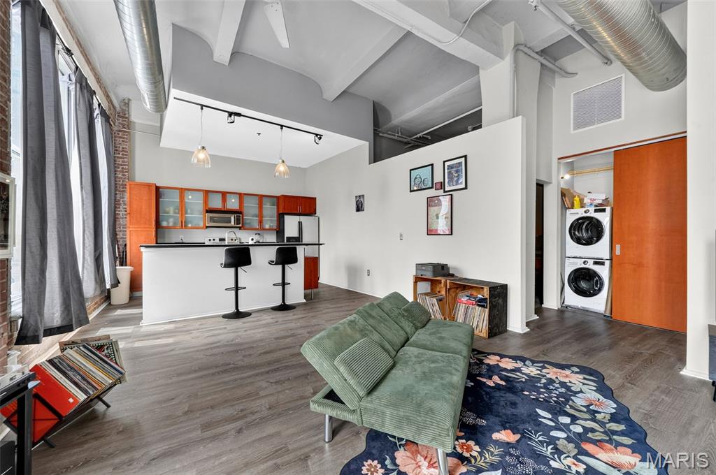 Meridian - Residential