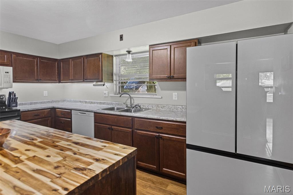Wrigley Place - Residential