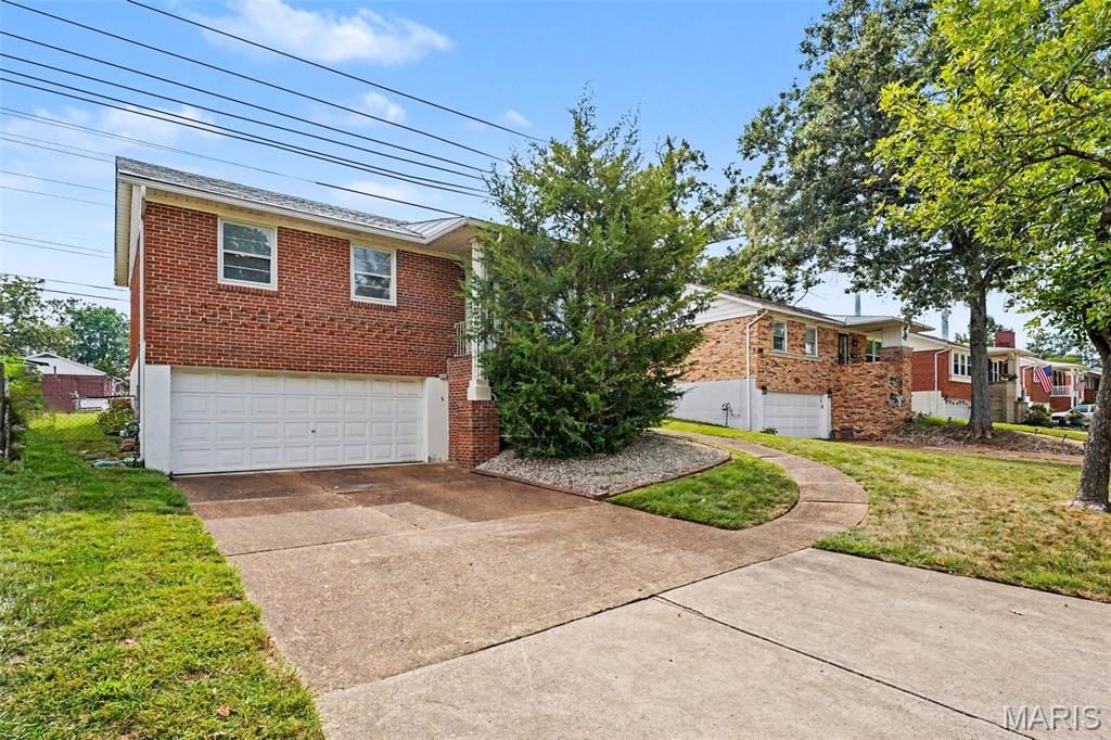Teakwood Place 3 - Residential