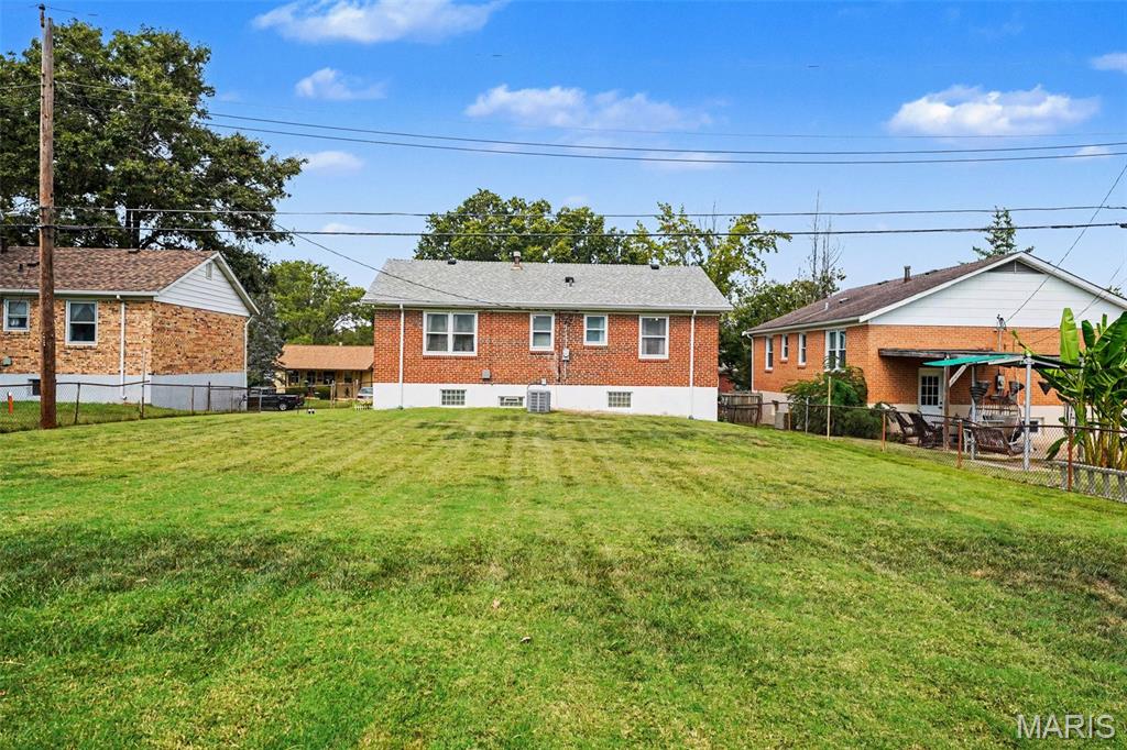 Teakwood Place 3 - Residential