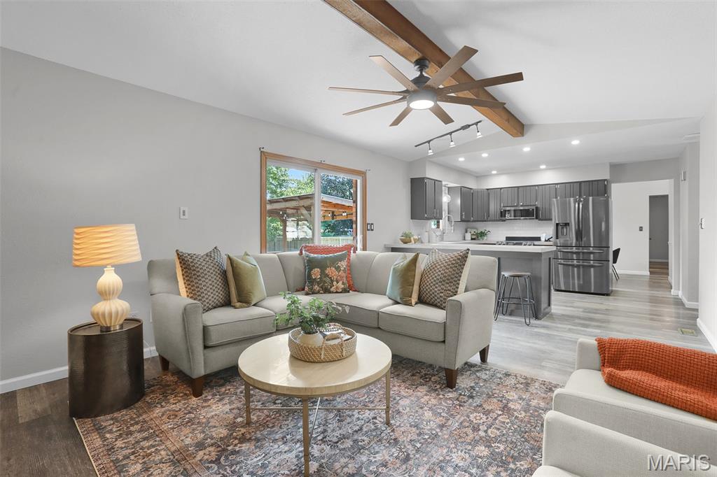 Meadowlark Mdws - Residential