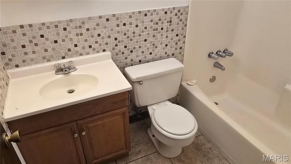 NOT IN A SUBDIVISION - Residential Lease
