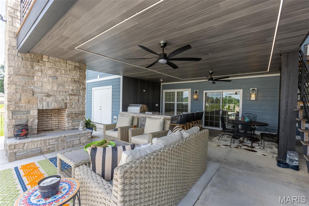 Meadows of Whispering Oaks - Residential