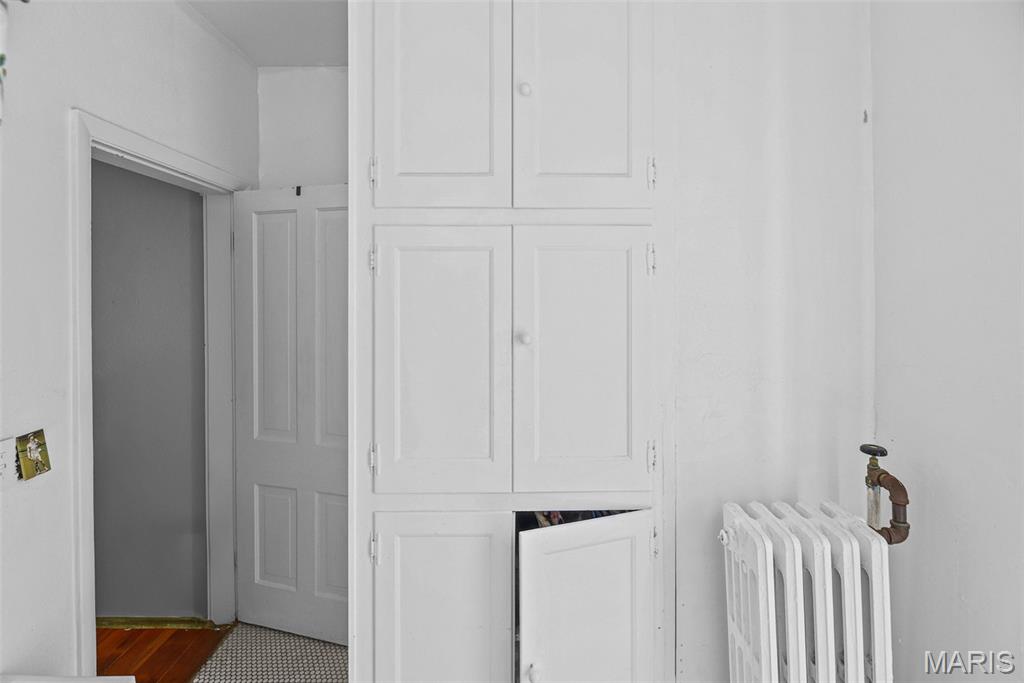 Edwards B F Add - Residential