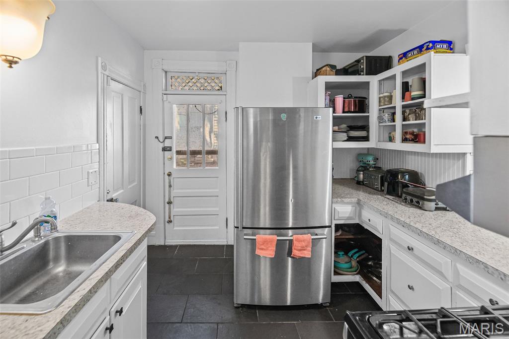 Edwards B F Add - Residential