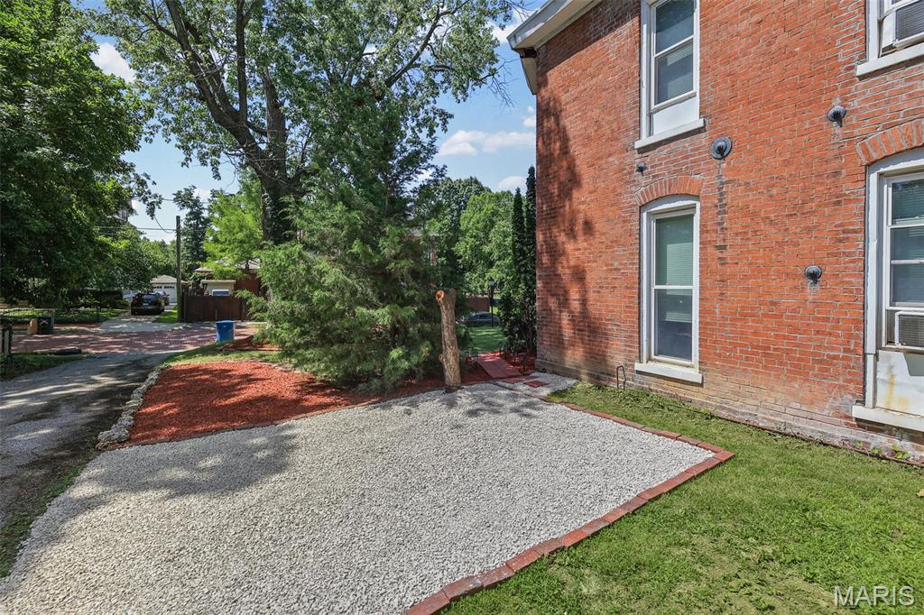 Edwards B F Add - Residential