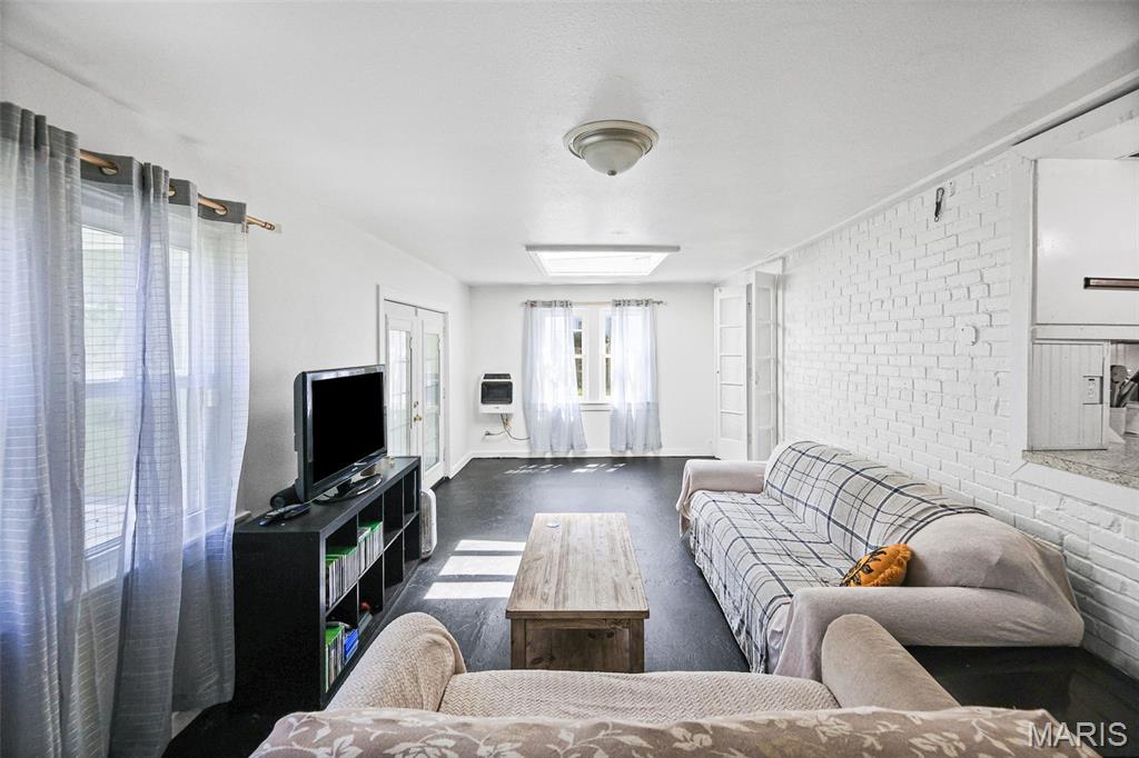 Edwards B F Add - Residential