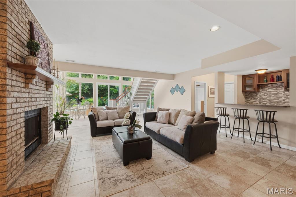 Oaks At Ridge Meadows The - Residential