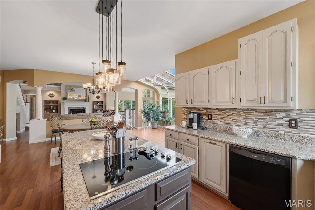 Oaks At Ridge Meadows The - Residential